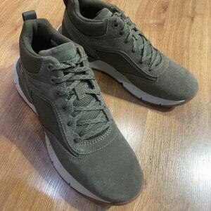 Timberland Men's Voyager Park Mid Lace Sneaker Dark Green Suede  A6DP2-EY0